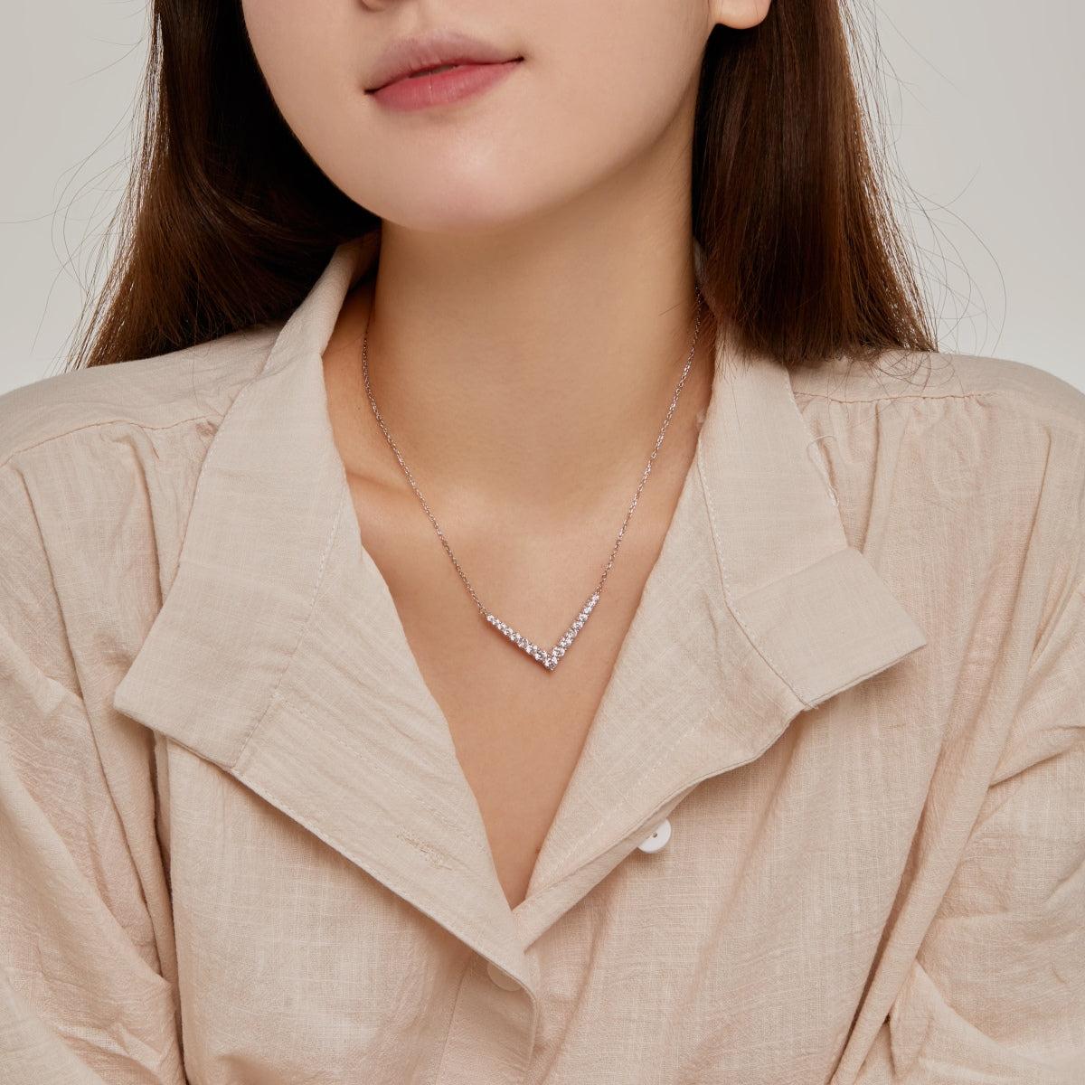 [ECHO ]Ornate Round Cut Necklace