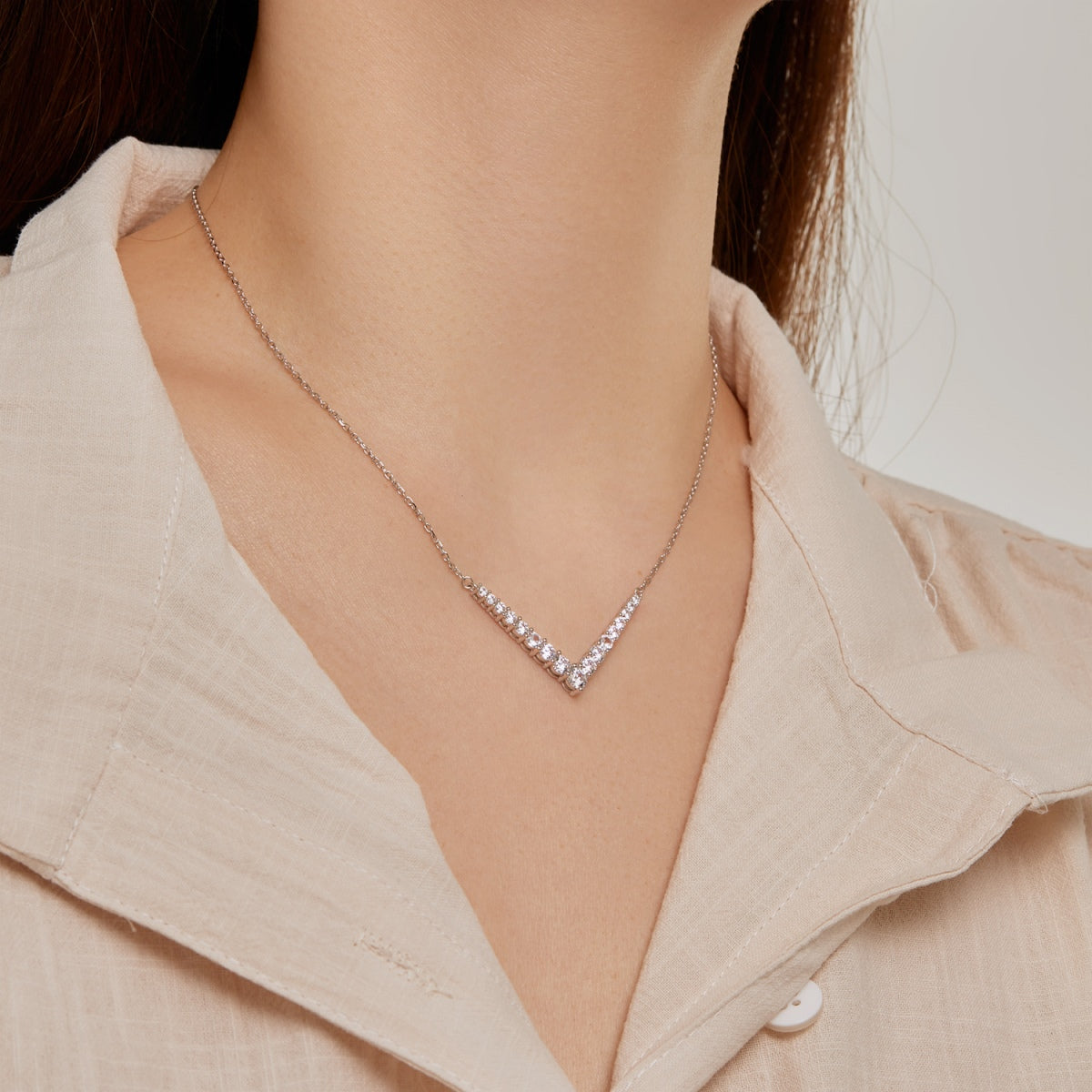 [ECHO ]Ornate Round Cut Necklace