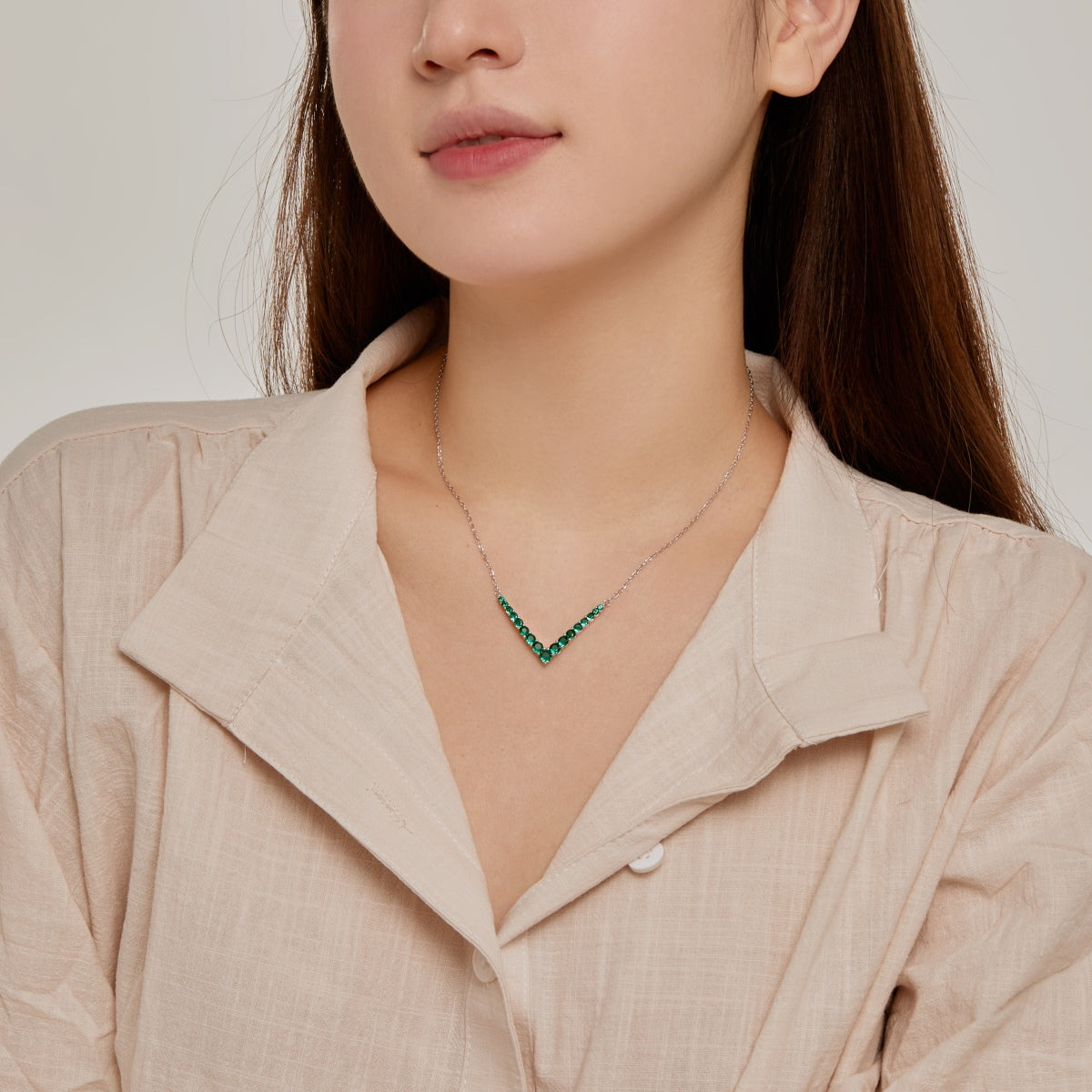 [ECHO ]Ornate Round Cut Necklace