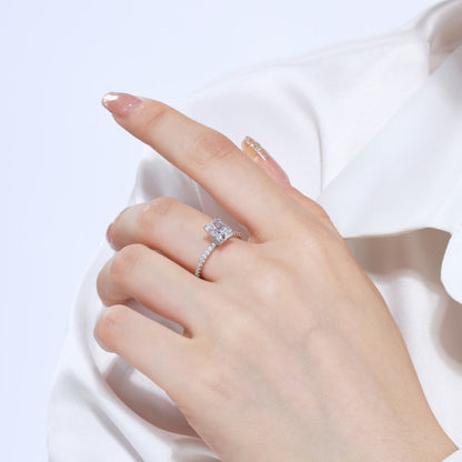 [ECHO ]2.0 Carat Dazzling Sparkling Radiant Cut Party Ring