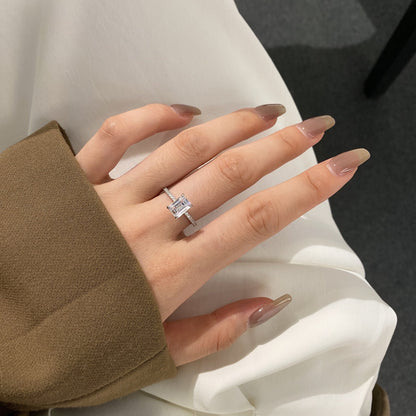 [ECHO ]2.0 Carat Scintillating Ornate Radiant Cut Party Ring
