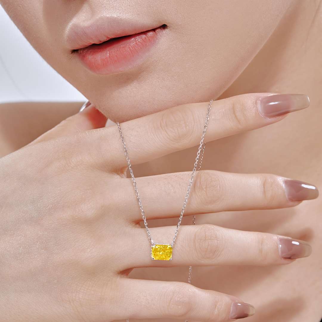 [ECHO ]Luxurious Square Shape Colorful Necalack