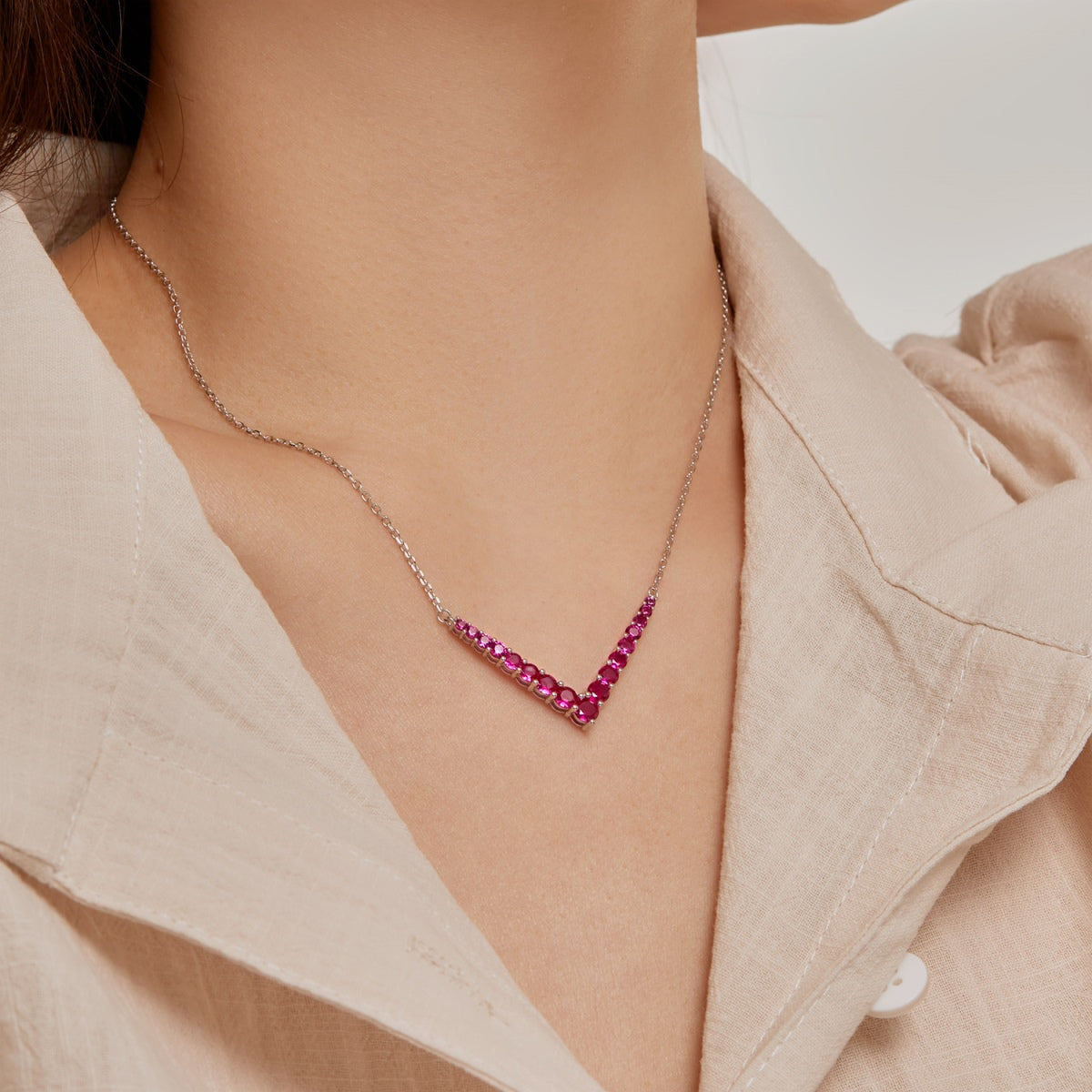 [ECHO ]Ornate Round Cut Necklace
