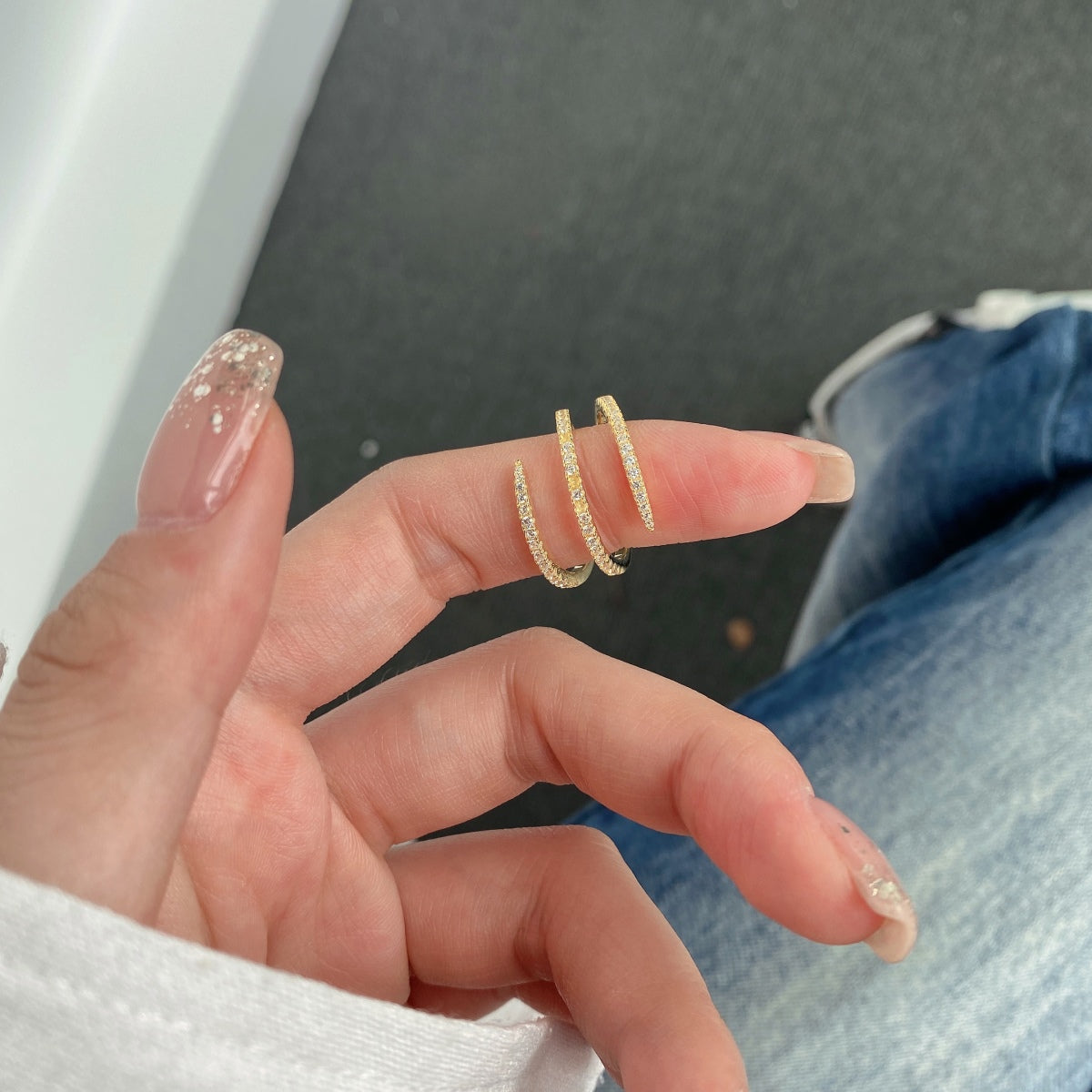 [ECHO ]Unique Vibrant Entangle Daily Ring