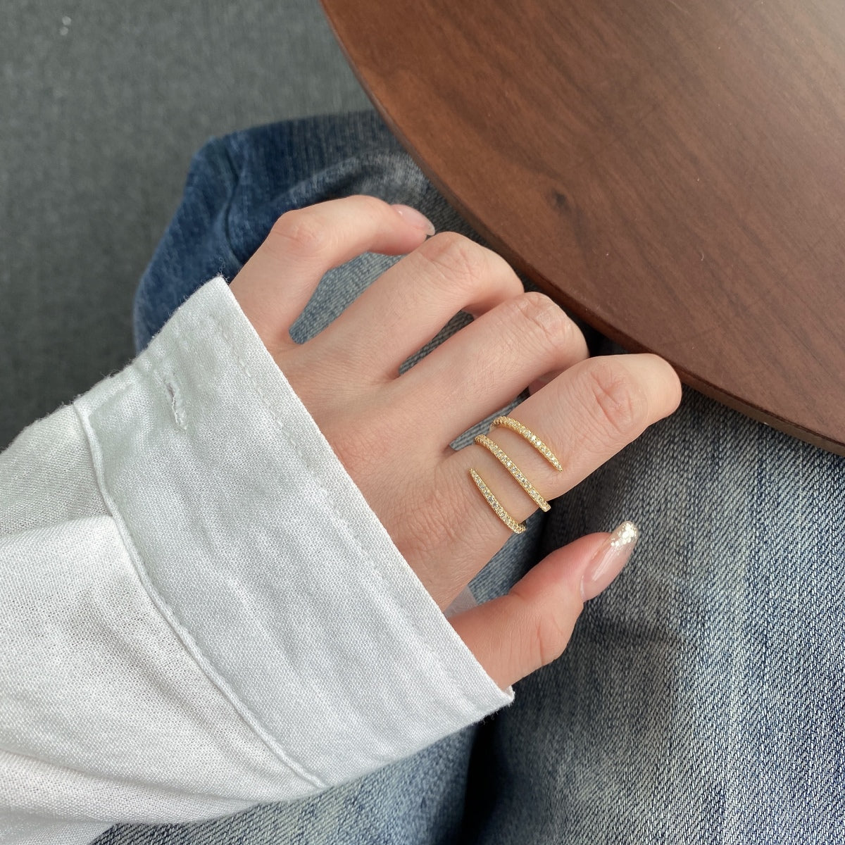 [ECHO ]Unique Vibrant Entangle Daily Ring