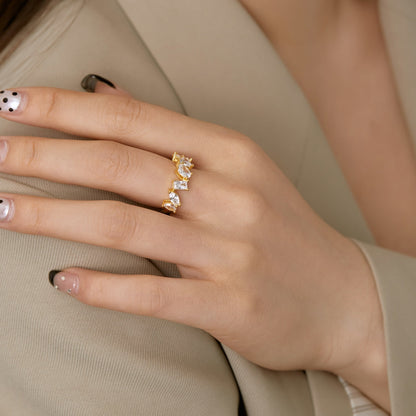 [ECHO ]Delicate Multi Cut Ring