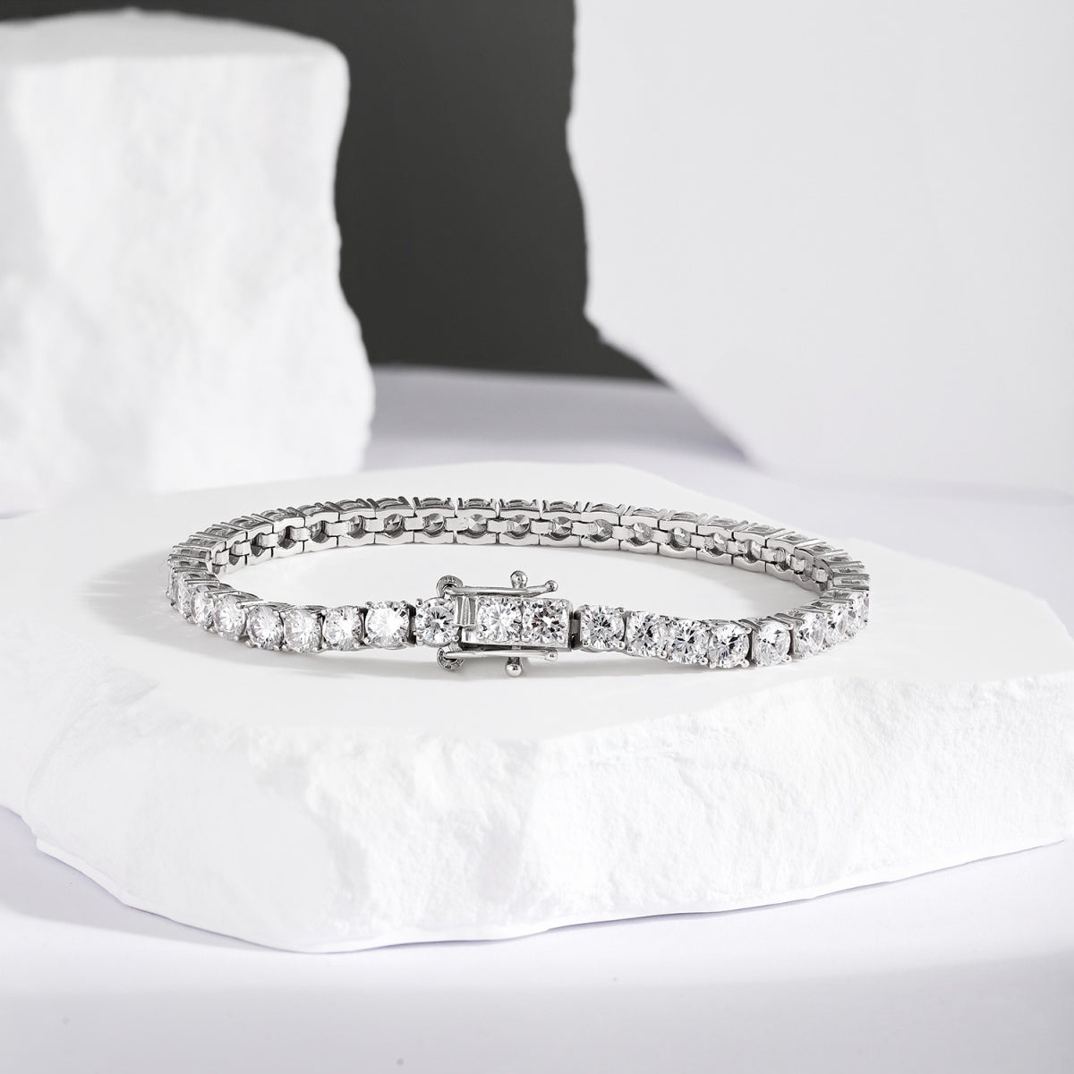 [ECHO ]Radiant Colorful Round Cut Party Bracelet