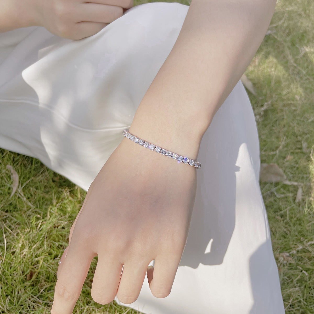 [ECHO ]Radiant Colorful Round Cut Party Bracelet