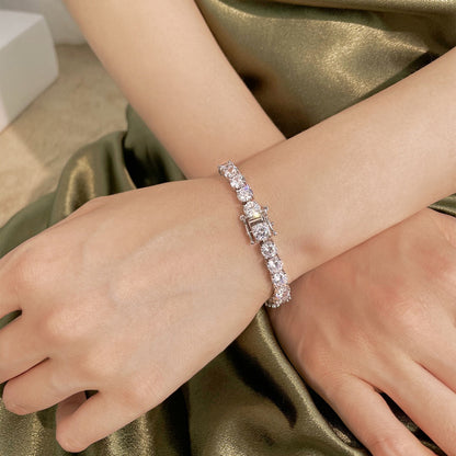 [ECHO ]0.75 Carat Dazzling Round Cut Wedding Bracelet