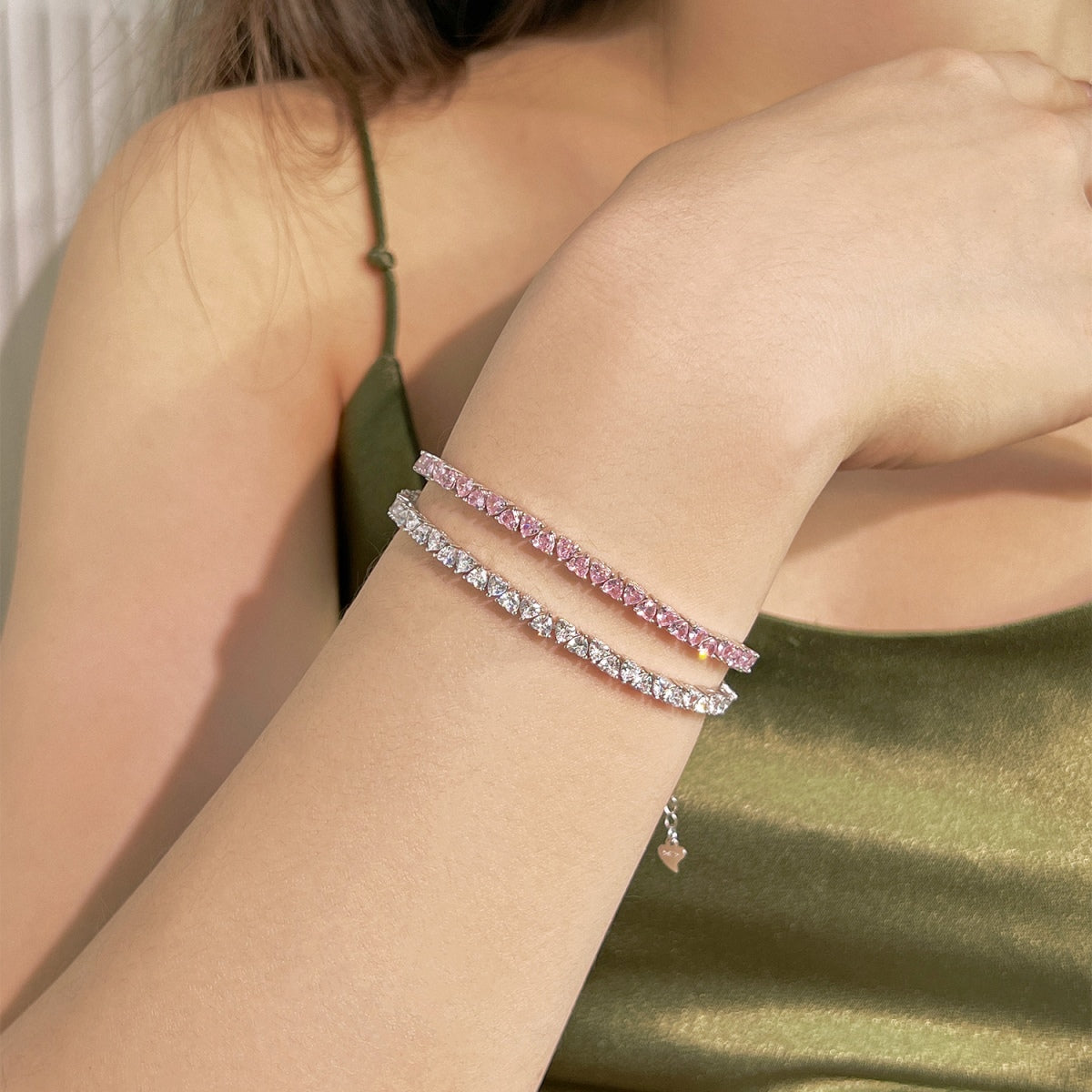 [ECHO ]Dazzling Romantic Heart Shape Lover Bracelet