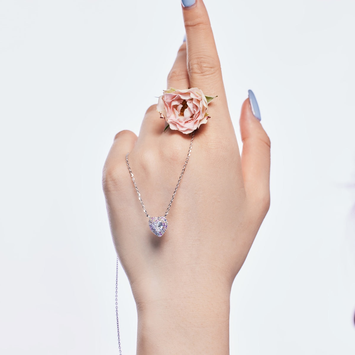 [ECHO ]Exquisite Heart Shape Necklace