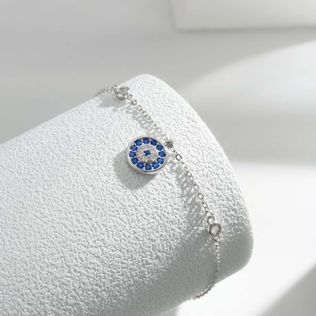 [ECHO ]Devil's Eye Round Shape Bracelet