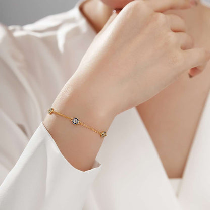 [ECHO ]Delicate Round Shape Pendent Necklace