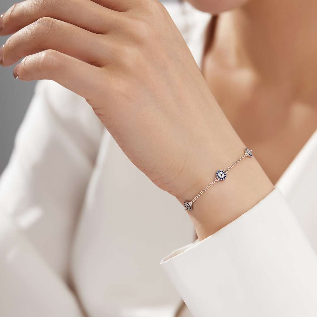 [ECHO ]Delicate Round Shape Pendent Necklace