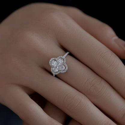[ECHO ]Luxurious Eternity Flower Shape Banquet Ring