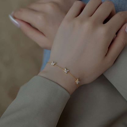 [ECHO ]Radiant Butterfly Shape Necklace