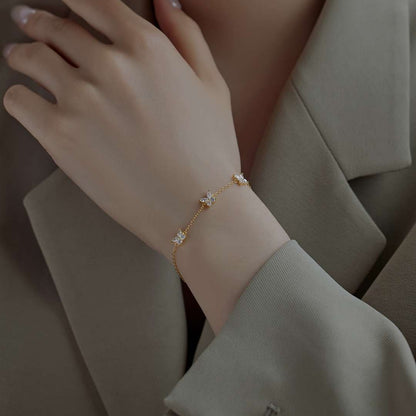 [ECHO ]Radiant Butterfly Shape Necklace