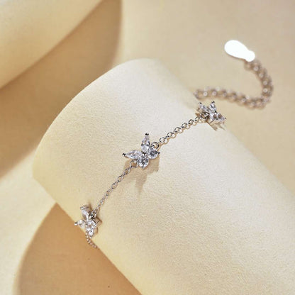 [ECHO ]Radiant Butterfly Shape Necklace