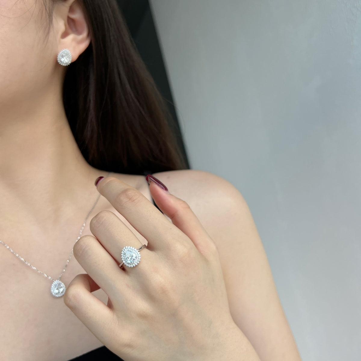 [ECHO ]Delicate Gorgeous Pear Cut Daily Earrings