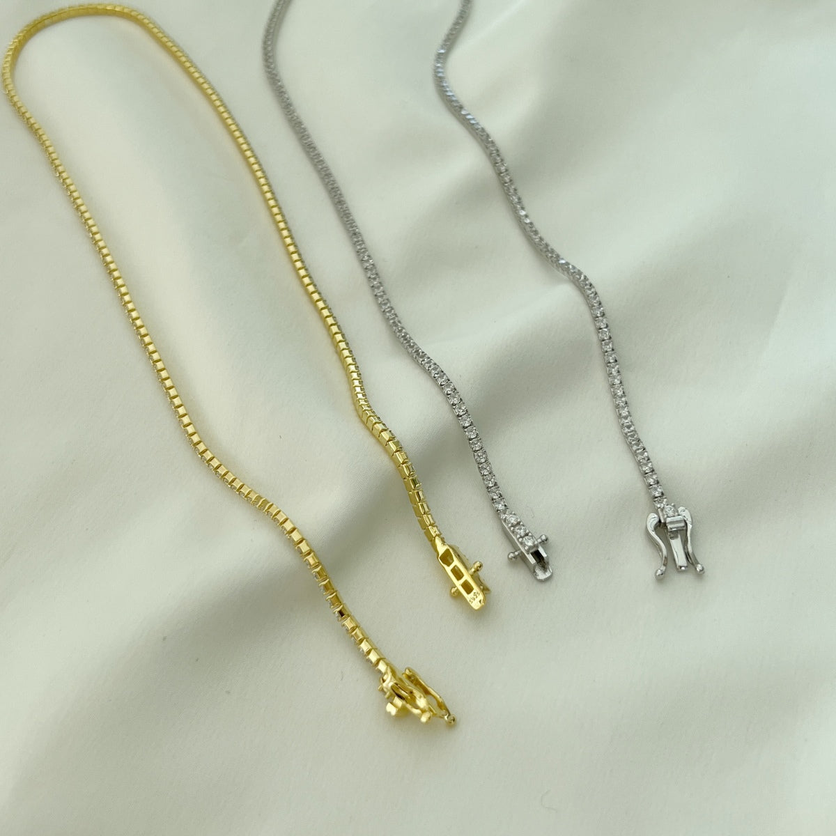 [ECHO ]Delicate Round Shape Tennis Necklace