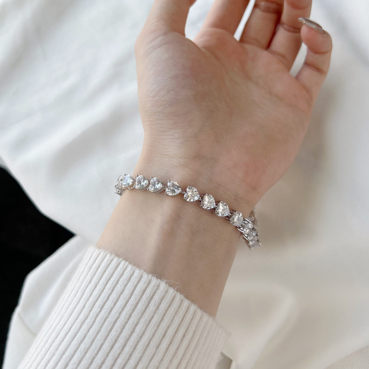 [ECHO ]0.75 Carat Elegant Romantic Heart Shape Lover Bracelet