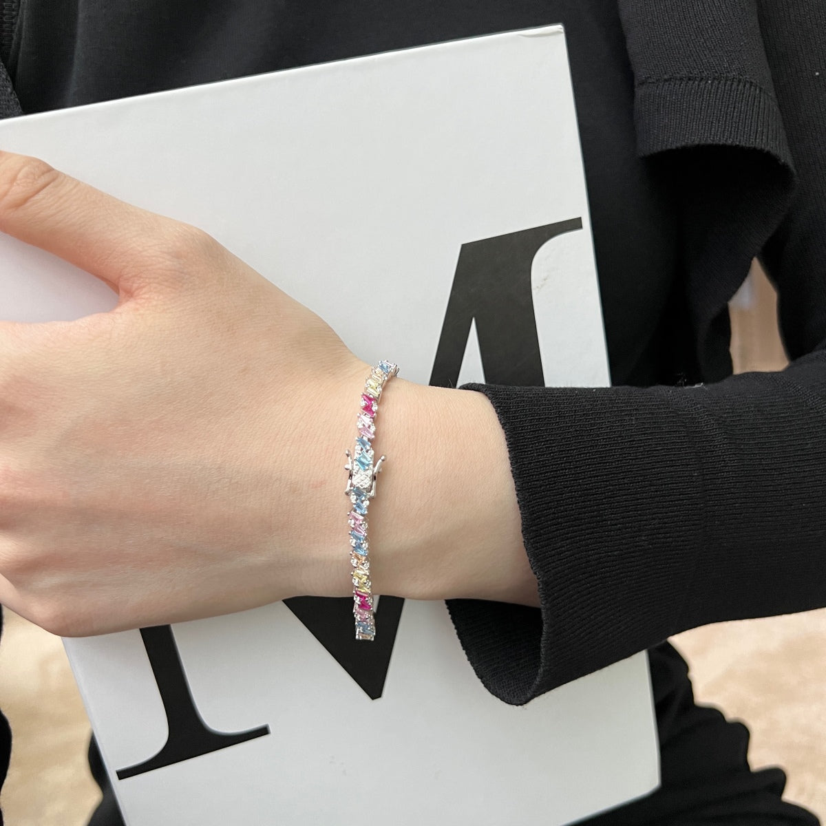[ECHO ]Ornate Sparkling Multi Cut Party Bracelet