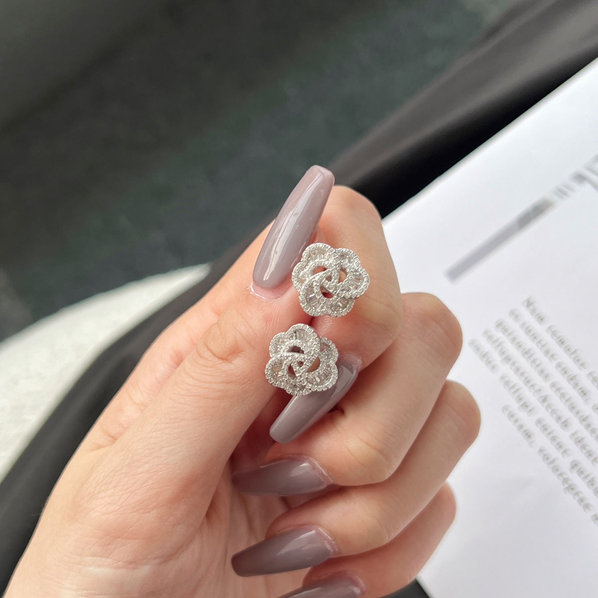 [ECHO ]Exquisite Flower Shape Daily Earrings