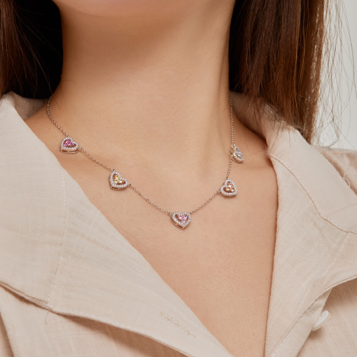 [ECHO ]Sparkling Five Heart Necklace