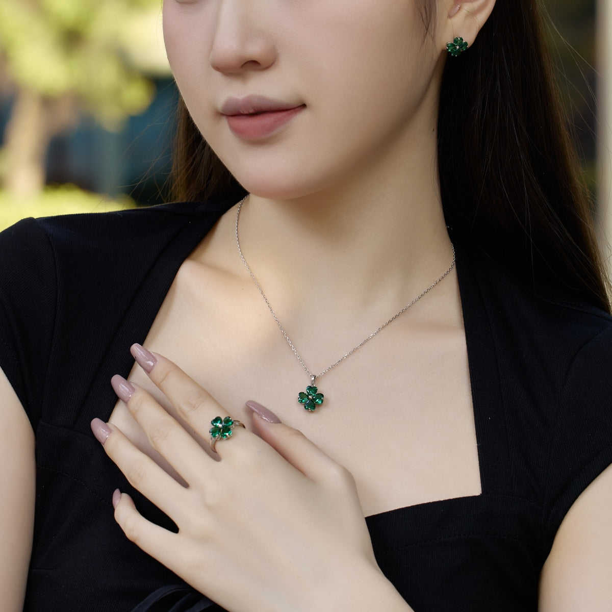 [ECHO ]Heart-shaped Four-Leaf Clover Ball Ring