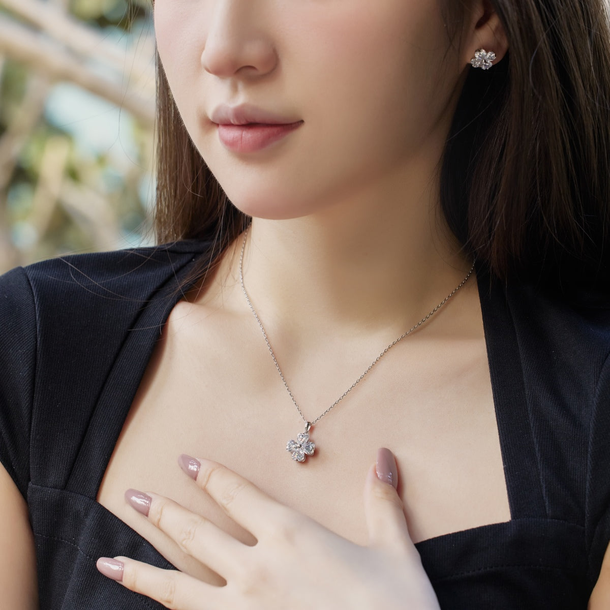 [ECHO ]Heart-Shaped Four-Leaf Clover Bead Necklace