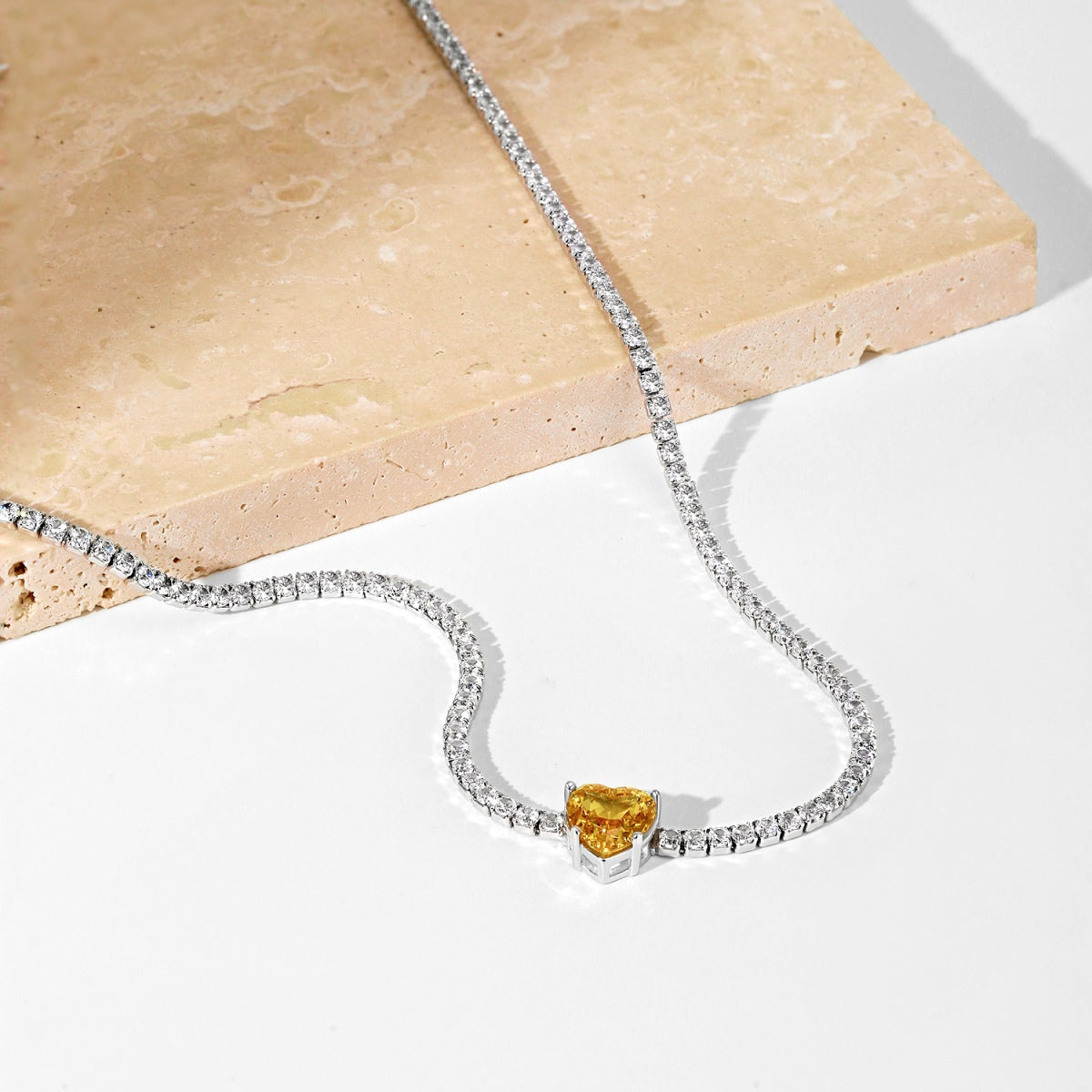 [ECHO ]2.0 Carat Sparkling Tennis Heart Cut Necklace