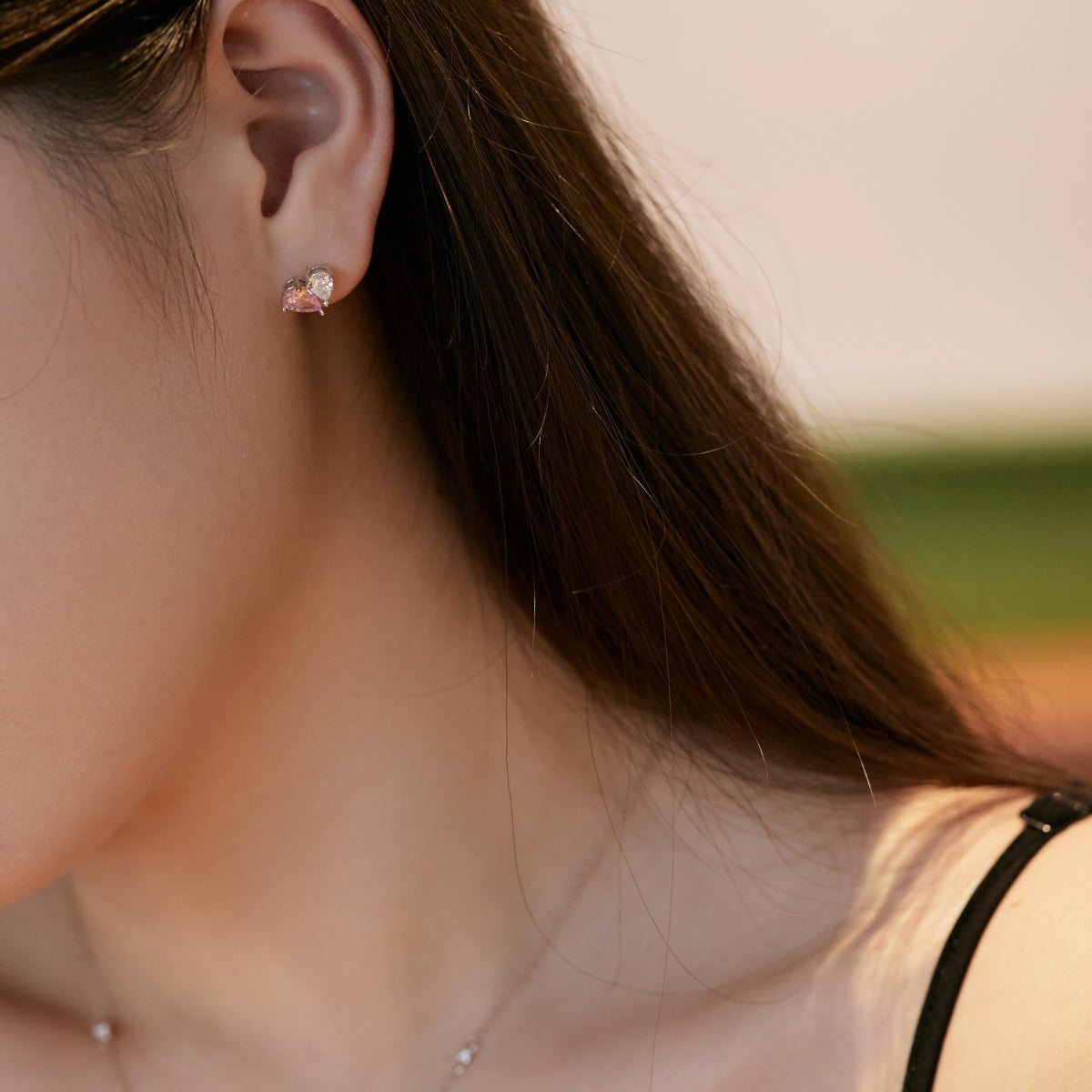 [ECHO ]Dazzling Elegant Heart Cut Lover Earrings