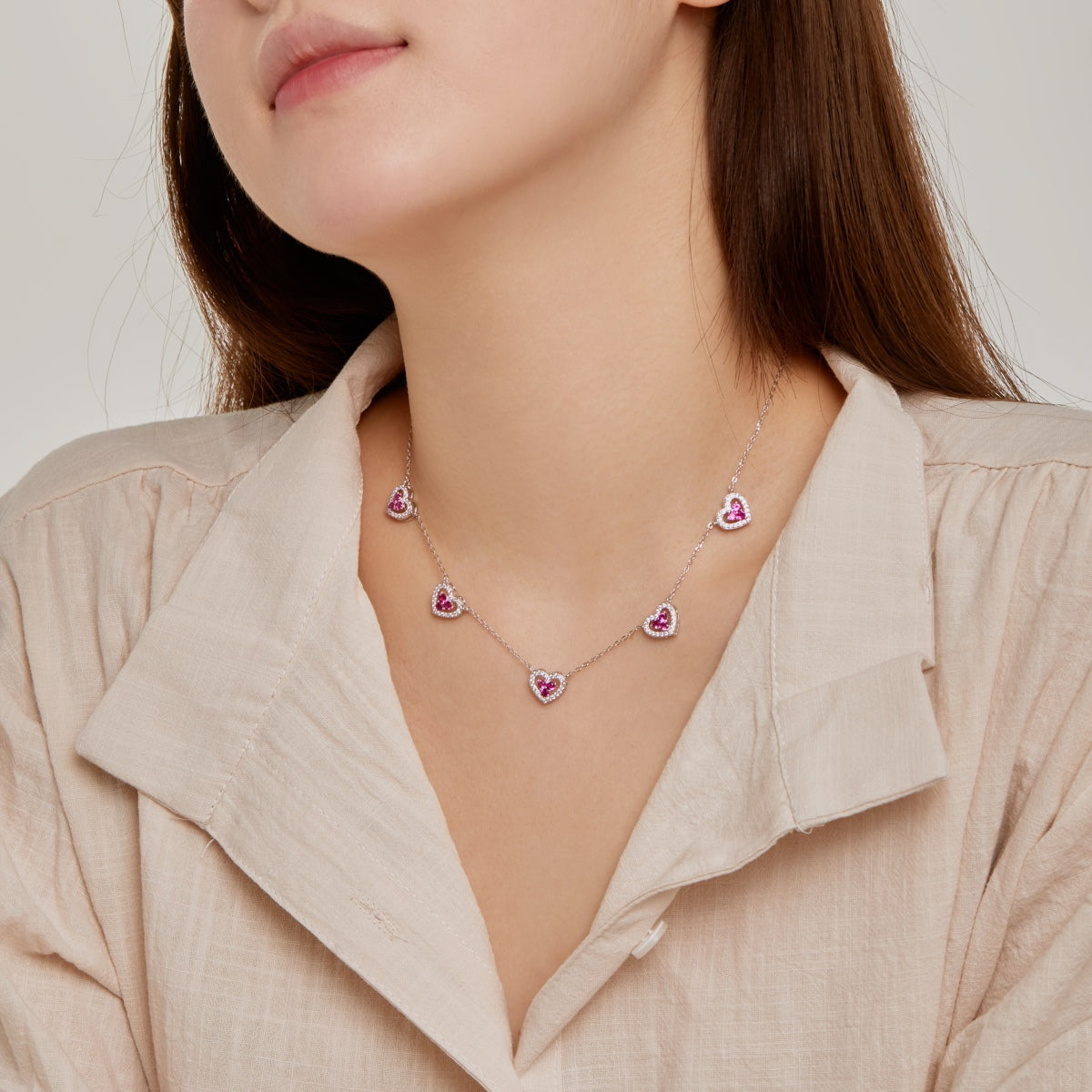 [ECHO ]Sparkling Five Heart Necklace