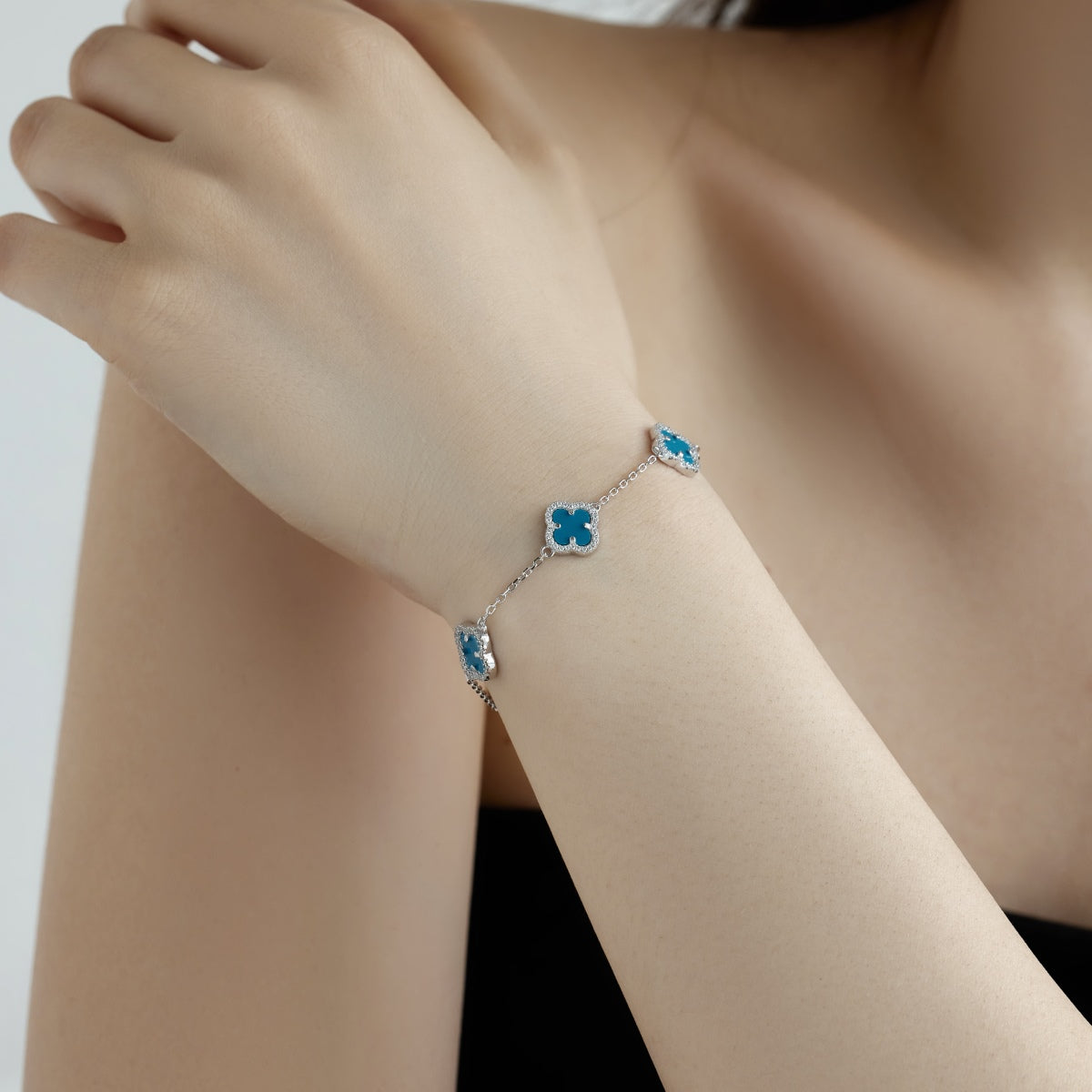 [ECHO ]Four-Leaf Clover Exquisite Bracelet