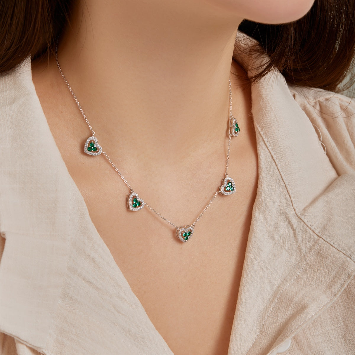 [ECHO ]Sparkling Five Heart Necklace