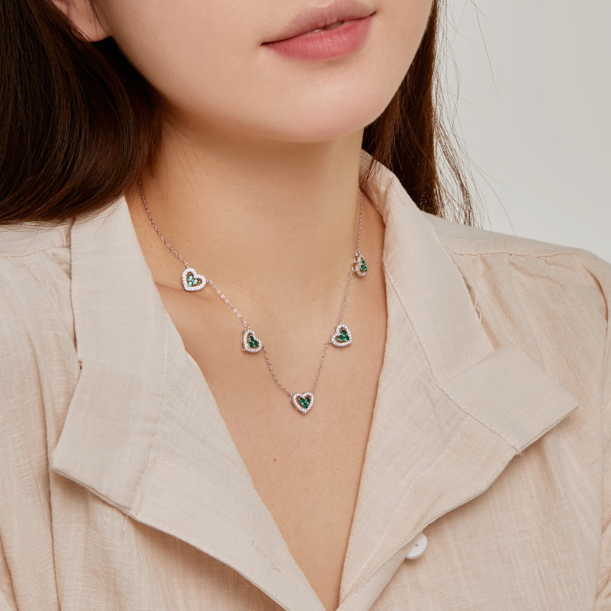 [ECHO ]Sparkling Five Heart Necklace