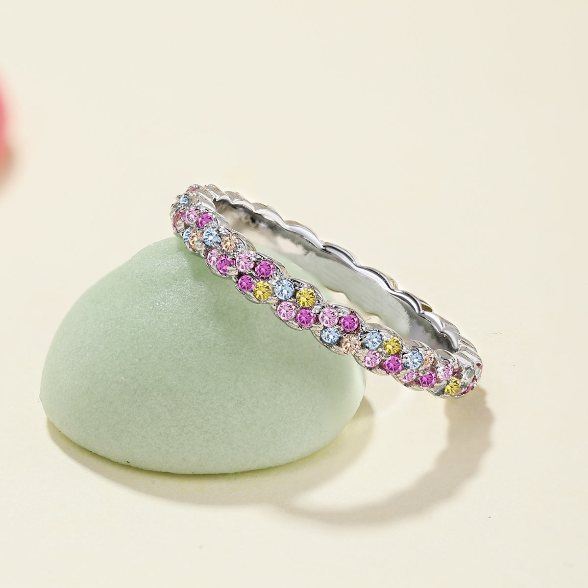 [ECHO ]Dainty Ebullient Round Cut Daily Ring