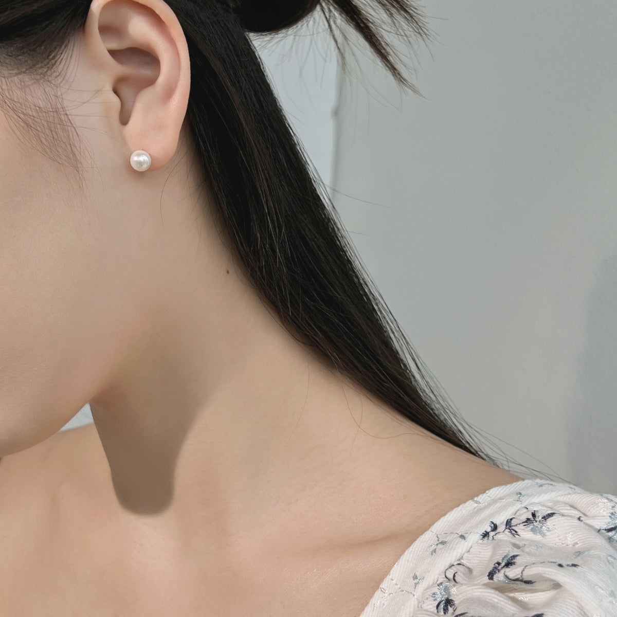 [ECHO ]Delicate Pearl Earrings