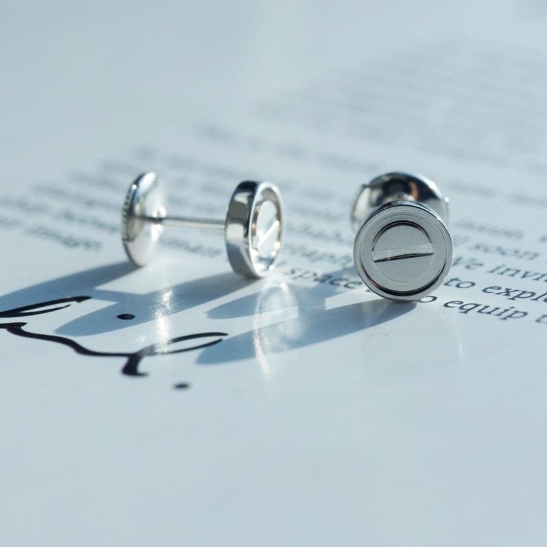 [ECHO ]LOVE EARRINGS SILVER 10MM