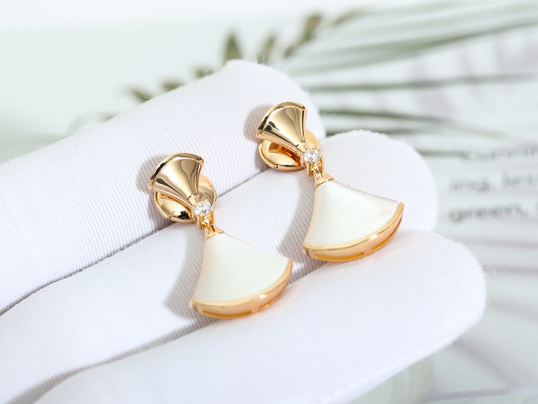 [ECHO ]DREAM MOP PINK GOLD EARRINGS