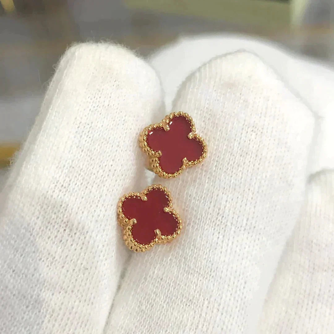 [ECHO ]CLOVER MINI 9.5MM CARNELIAN EARRINGS