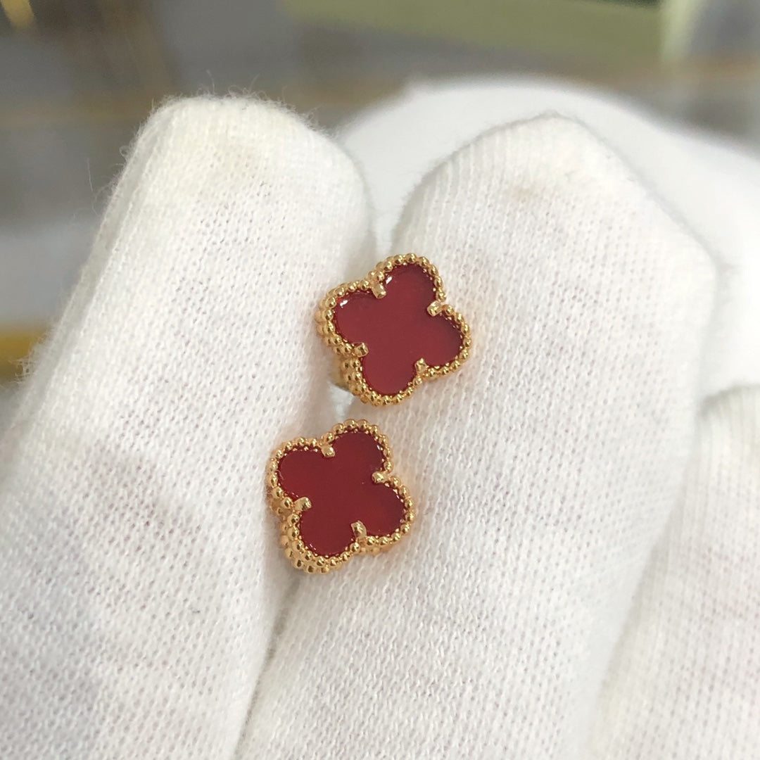 [ECHO ]CLOVER MINI GOLD EARRINGS