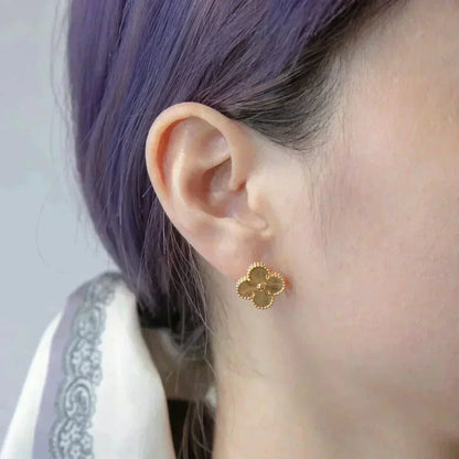 [ECHO ]CLOVER MEDIUM 1 MOTIFS LASER EARRINGS