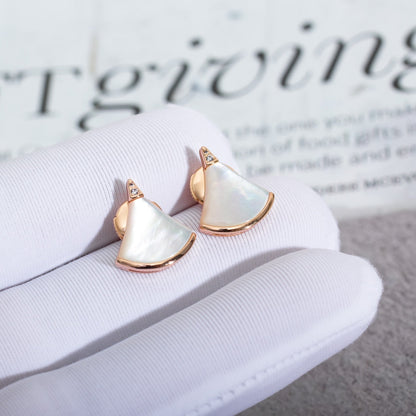[ECHO ]DIVAS DREAM EARRINGS PINK GOLD