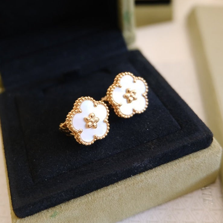 [ECHO ]LUCKY PINK GOLD WHITE MOP EARRINGS