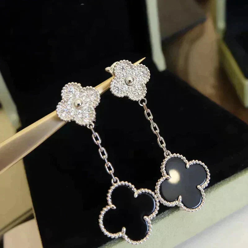 [ECHO ]CLOVER 2 MOTIFS  DIAMOND ONYX EARRINGS SILVER
