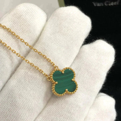 [ECHO ]CLOVER 15MM MALACHITE SINGLE FLOWER  NECKLACE