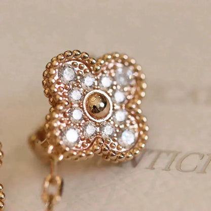 [ECHO ]CLOVER MEDIUM 1 MOTIFS FUll DIAMOND EARRINGS