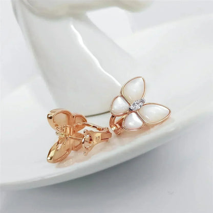 [ECHO ]BUTTERFLY MOP DIAMOND EARRINGS