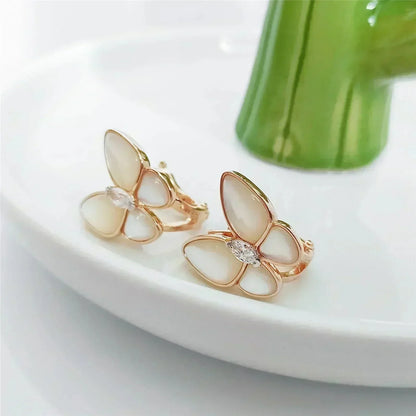 [ECHO ]BUTTERFLY MOP DIAMOND EARRINGS